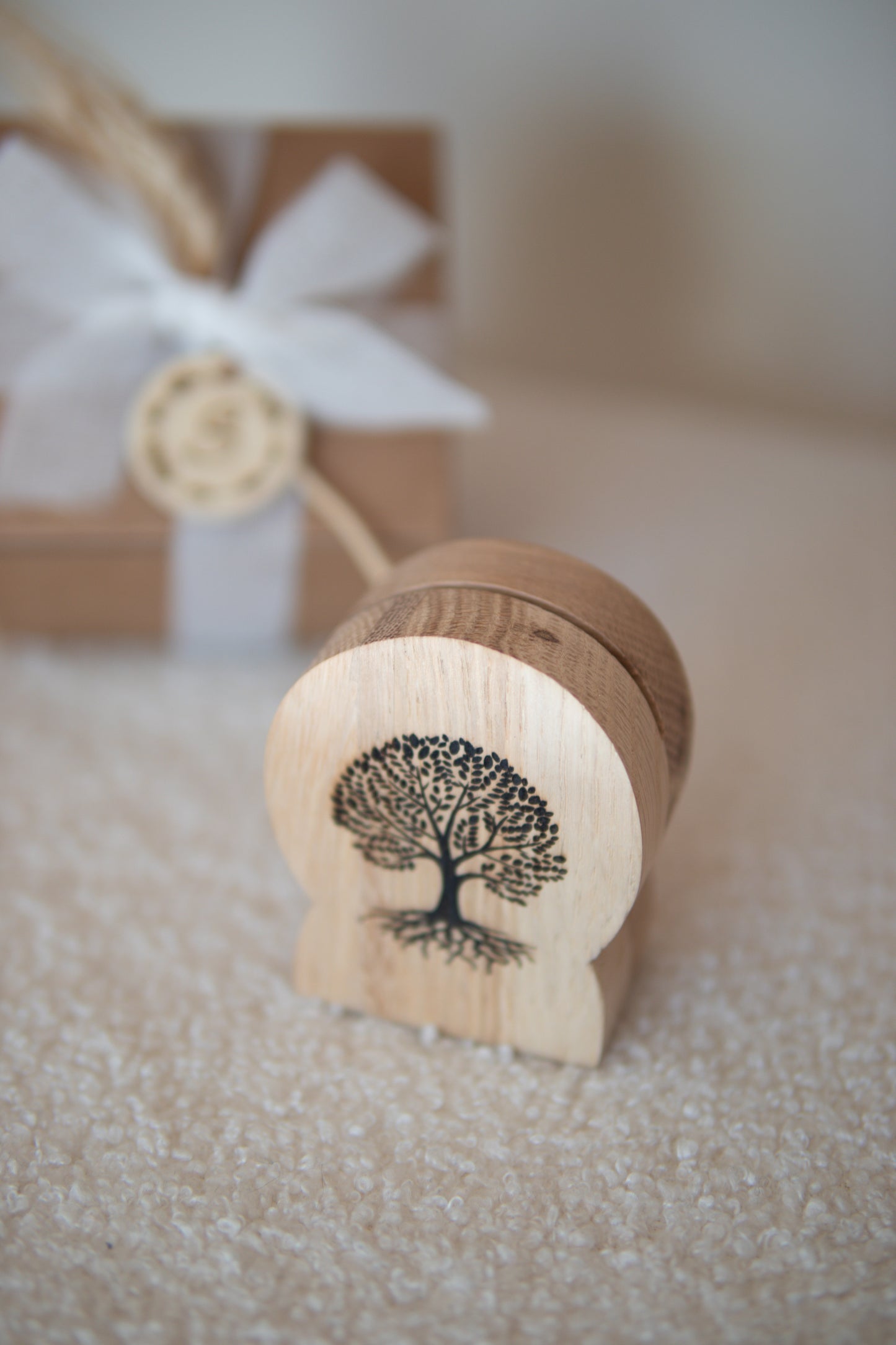 Supporto foto Albero della Vita in legno di rovere 8x6,5 cm