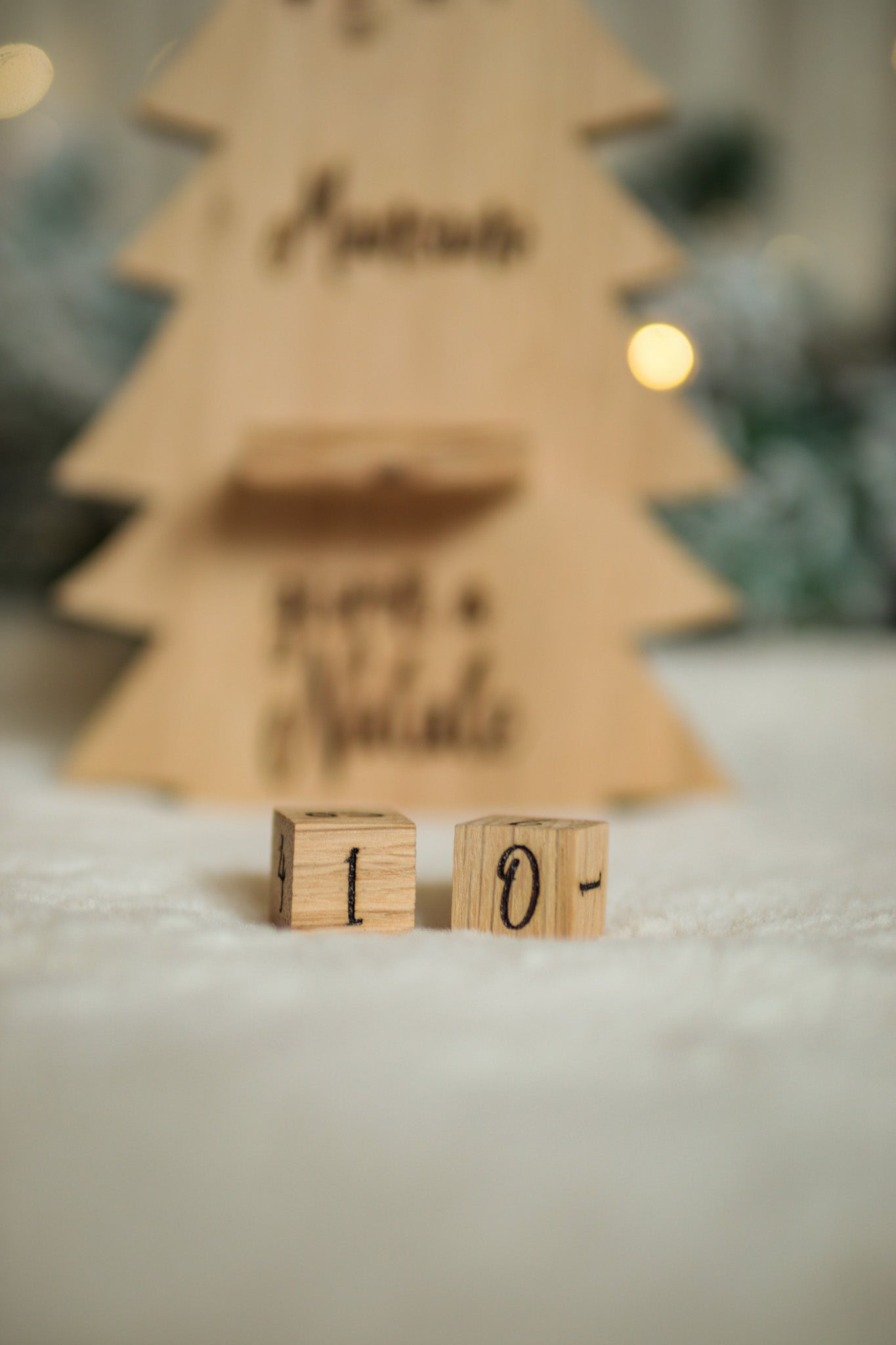 Contagiorni di Natale Albero in legno di rovere